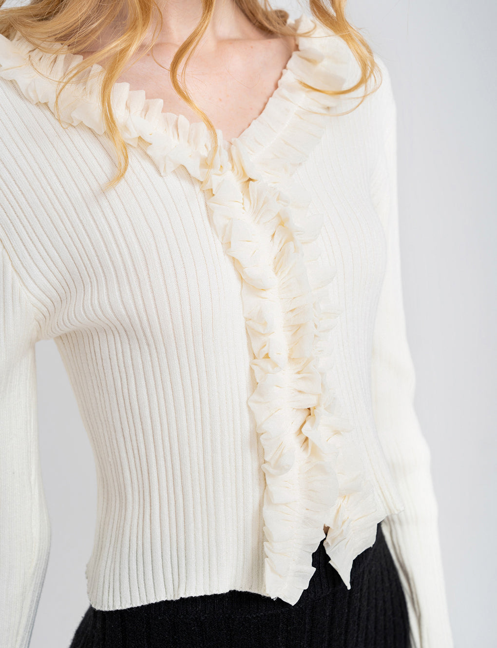 V-neck Lace-trimmed Knitted Cardigan