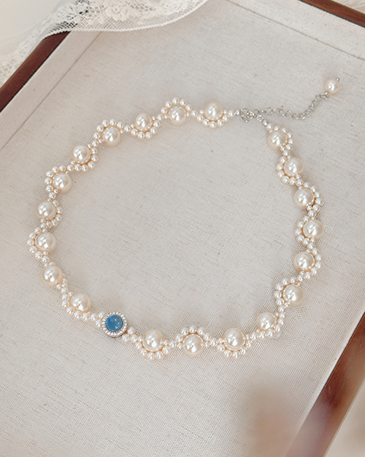 Radiant Twist Pearl Necklace