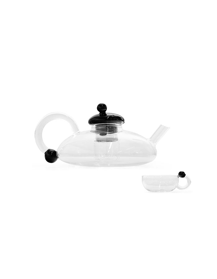 RSTEA: A Set Of Glass Teapot And Cup