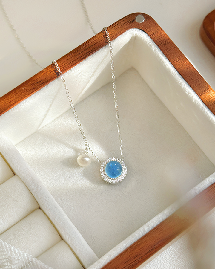 Sapphire Glow Pearl Necklace